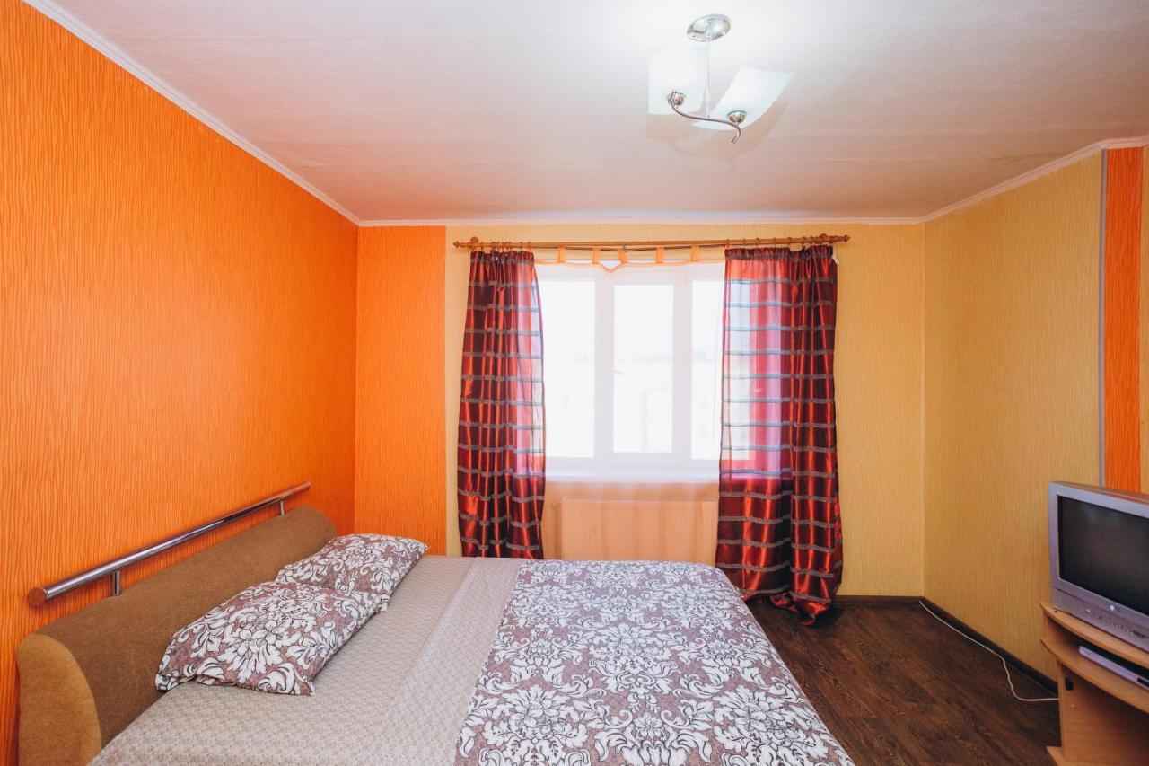 Apartmens Faraon On Illinskaya New Building 6 Floor Суми Екстериор снимка